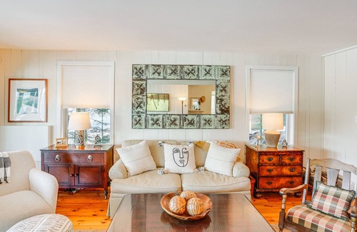 Great Barrington Cottage | Beautiful Berkshires Cottage on Lake Buel