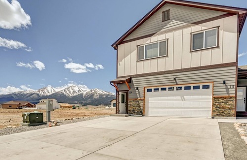 Buena Vista Apartment | Beautiful, brand new Apt. in quiet neighborhood. Minutes from downtown BV