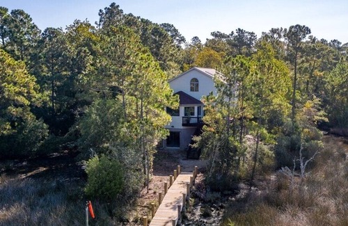 Merritt House | Beautiful Cabin Creek Sunsets
