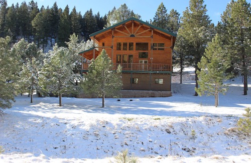 Cloudcroft Cabin | Beautiful Cabin just 6 Miles from Cloudcroft!