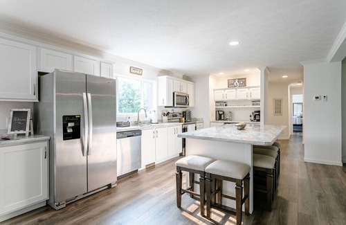 Canandaigua House | Beautiful Canandaigua Lake view - Family friendly! 4 Season Home - Fall Foliage!