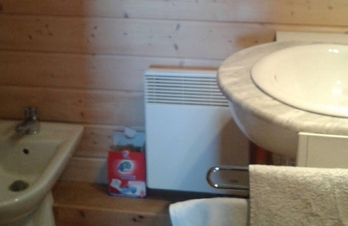 Saint-Apollinaire Ski Chalet | Beautiful Chalet with Terrace, Garden, Barbecue, Parking
