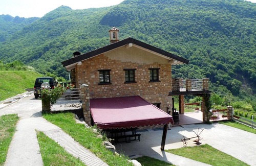 Marone Ski Chalet | Beautiful chalet with Swimming Pool in Lombardy