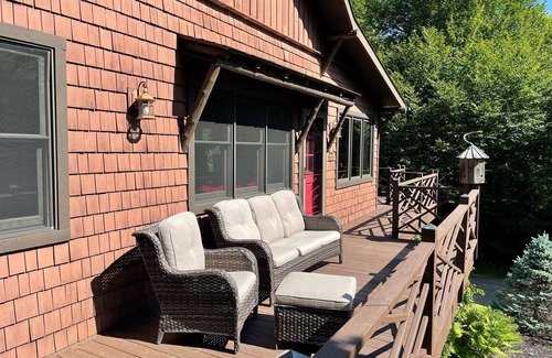 Old Forge House | Beautiful chalet with spectacular views in the Adirondack Mountains