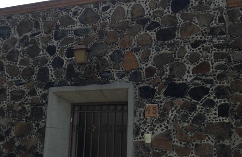 Cuernavaca House | Beautiful colonial house in gated street with security