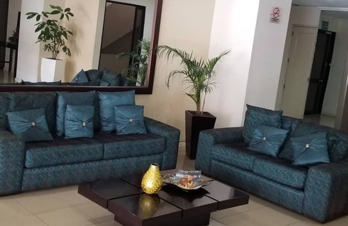 San Sebastian Condo | Beautiful condo 3 bedroom apartment 2.5 bath, minutes from downtown Cuenca