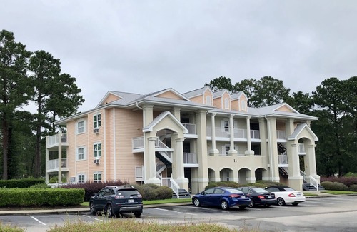 Calabash Condo | Beautiful condo, golf course view. Close to shops, restaurants and the beach.