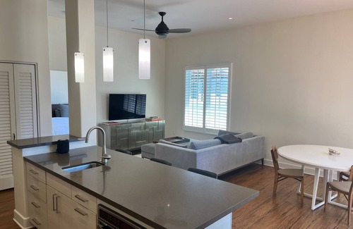 Historic Downtown Santa Barbara Condo | Beautiful Condo in the heart of Santa Barbara