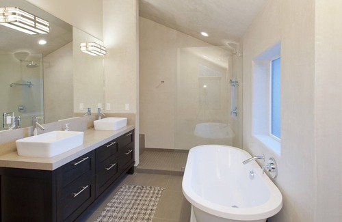 North Park City Condo | Beautiful condo near Park City Mountain, Pool, Hot Tub, overlooking 15th Fairway