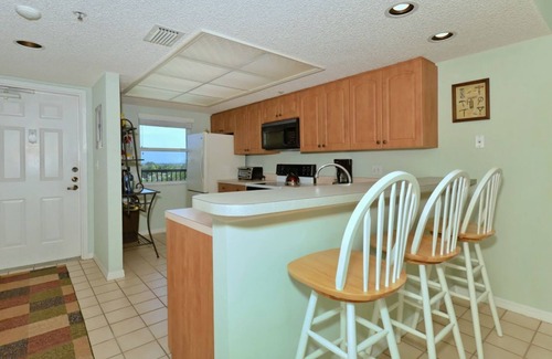 Palmetto Apartment | Beautiful Condo "Point of View" Terra Ceia Bay Golf and Tennis Club