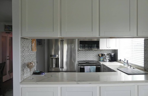 Carpinteria Condo | Beautiful Condo Steps to the Beach! Ocean View! First Floor Unit 1