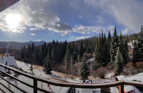 Wildernest Condo | Beautiful Condo With Mountain Views