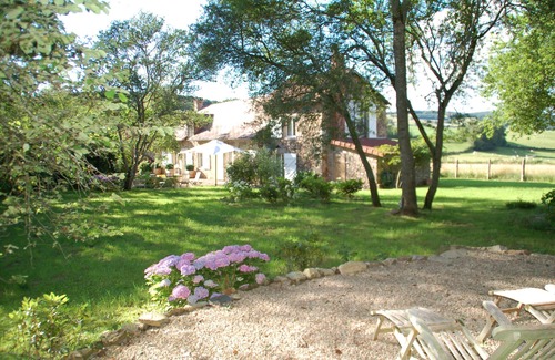 Chiddes Cottage | Beautiful Cottage on 2 ha of land