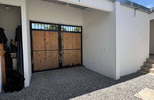 San Martin Cottage | Beautiful country house in San Martin (pet and family friendly)