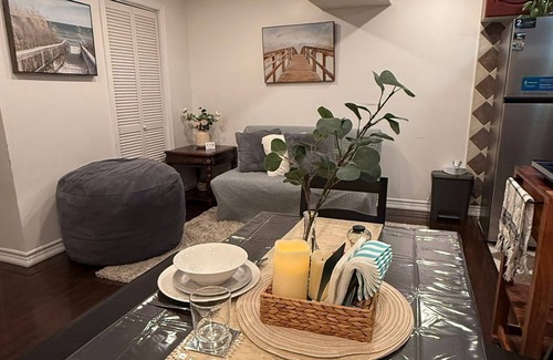 Halton Regional Municipality Apartment | Beautiful, cozy & family friendly basement unit in a quiet neighborhood.