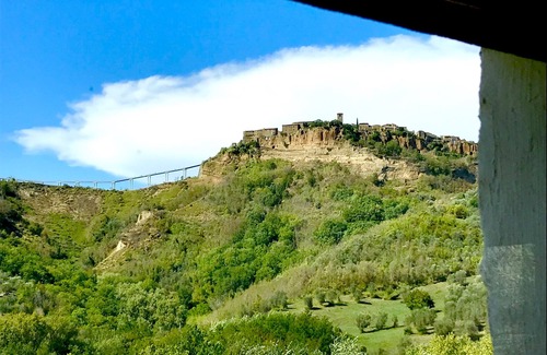 Bagnoregio Villa | BEAUTIFUL DIMORA CIVITA OF BAGNOREGIO -3 bedrooms 2 bathrooms-family-garden-whole house