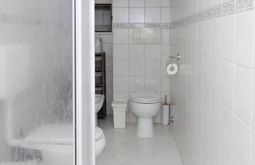 Vatican Apartment | Beautiful Economy Quadruple Room