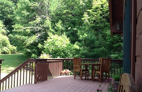 Brevard Cabin | Beautiful Equestrian Estate - Rated 'Exceptional' since 2014