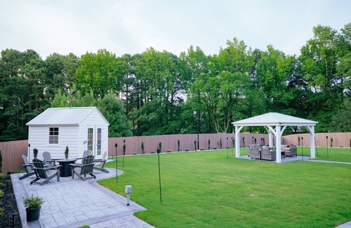 Apex House | Beautiful Estate in 19 acres of land in Apex