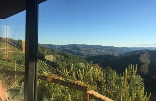 Loazzolo Villa | Beautiful farmhouse in Loazzolo, Piedmont, with private pool and panoramic views