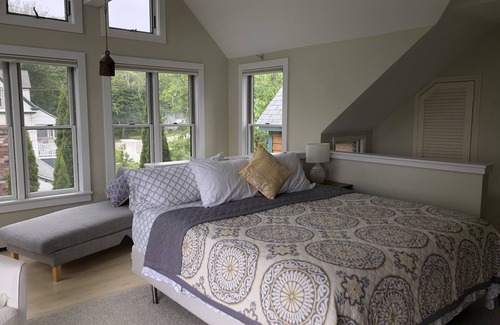 Peaks Island House | Beautiful getaway on Peaks Island!