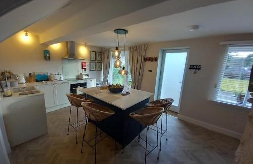 Callander House | Beautiful Historic Cottage