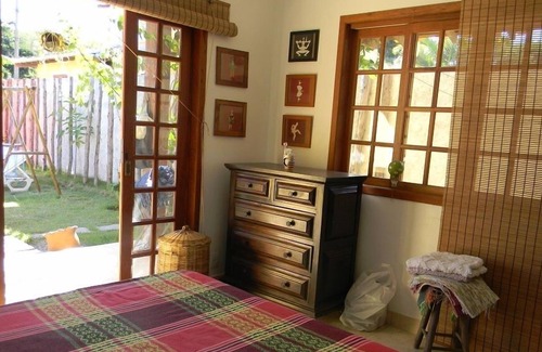 Caravelas House | Beautiful house with internal patio and 3 buildings for families and groups of friends.