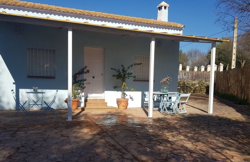 Almodovar del Rio Ski Chalet | Beautiful house with natural caves and salt water pool