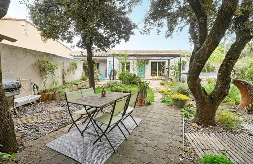 Serignan-du-Comtat House | Beautiful home in Serignan-du-comtat