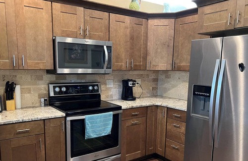 Faribault House | Beautiful home 1 minute from Shattuck St. Mary's school!