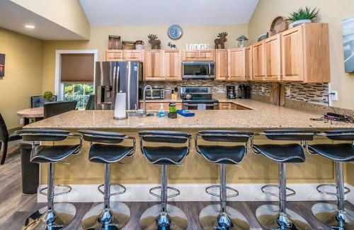 Intervale House | Beautiful home, 3 bed/3 bath. located near Storyland, N.Conway. Dog friendly.