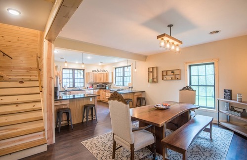 Antes Fort Cabin | Beautiful Home/Cabin on Pine Creek "Location Location" Built 2018.