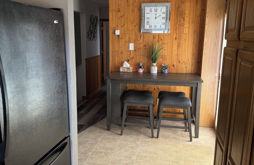 Browning House | Beautiful home close to Glacier National, with a great view of the mountains.