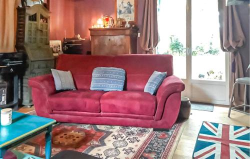 Charritte-de-Bas House | Beautiful Home In Charritte-De-Bas