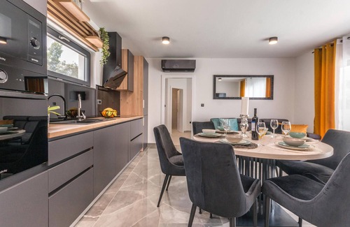 Biograd na Moru House | Beautiful home in Biograd with WiFi