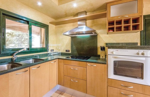 Capmany House | Beautiful home in Capmany