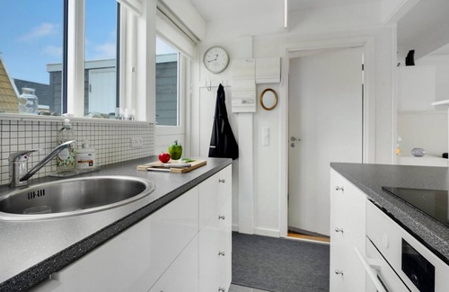 Gedser House | Beautiful home in Gedser with kitchen