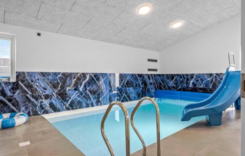 Helberskov Strand House | Beautiful Home In Hadsund With Sauna