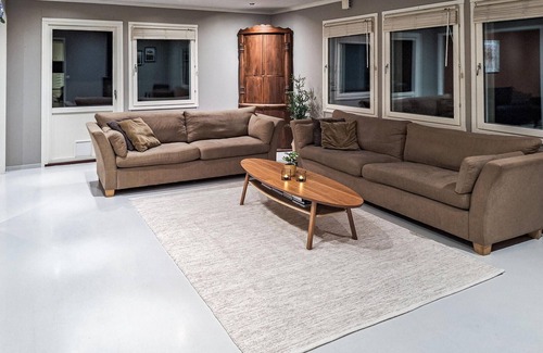 Mandal House | Beautiful home in Holum with WiFi
