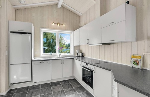 Trend House | Beautiful home in Løgstør with WiFi