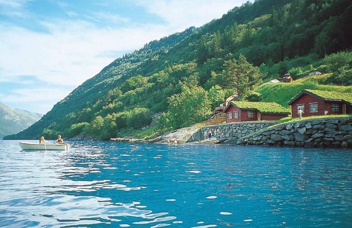 Utne House | Beautiful home in Utne with sauna