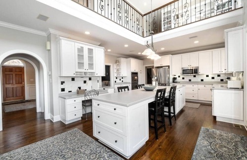 Mount Mourne House | Beautiful home on Lake Norman