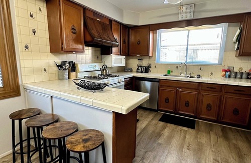 Sterling Heights House | Beautiful home in metro Detroit area with Gameroom 4BD