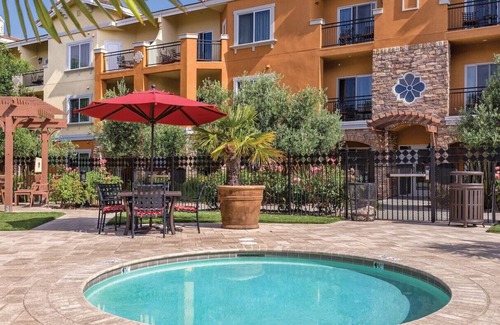 Napa Condo | Beautiful Hotel in Vino Bello Resort - 2BD