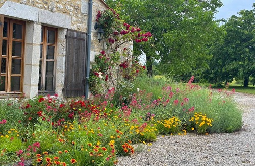 Sigoules House | BEAUTIFUL HOUSE IN PERIGORD - 5 BDR- 3 BATHROOMS- 4 WC -PRIVATE POOL 5mX10m