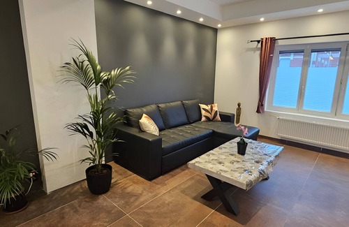 Lens House | Beautiful house in the Louvre Bollaert district