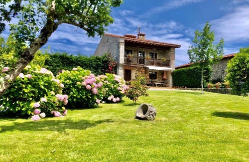 Villahormes Cottage | Beautiful house of the fifteenth century fully restored