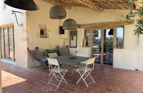 Lurs House | Beautiful house surrounded by nature with swimming pool