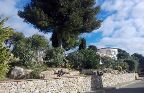 Calonge Ski Chalet | Beautiful house with wonderful sea vieux, nice garden, swimming pool and tennis