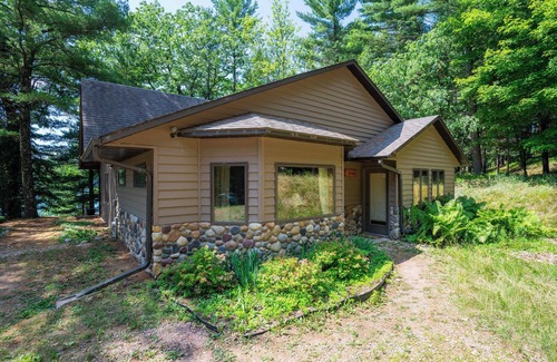 Wild Rose House | Beautiful Lake Home with large private frontage on crystal clear spring-fed lake